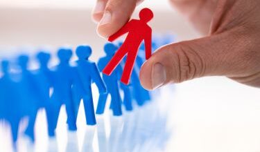 9 Ways to Boost Small Business Sales and Hit Your Goals in 2025