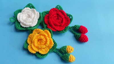 Crosia Free Pattern with Video Tutorials: Crochet Rose Flowers Tutorial/ Diy Rose Flowers Keychains crochet free pattern
